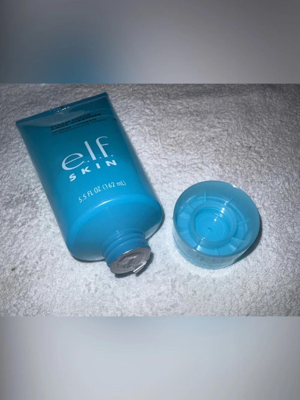 ELF Skin Clean Freak Daily Cleanser Blue